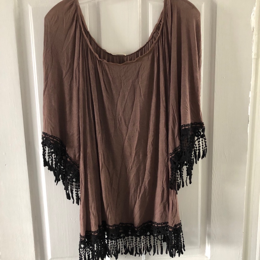 Entro off the shoulder top